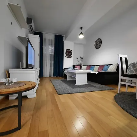 Igx Apartment